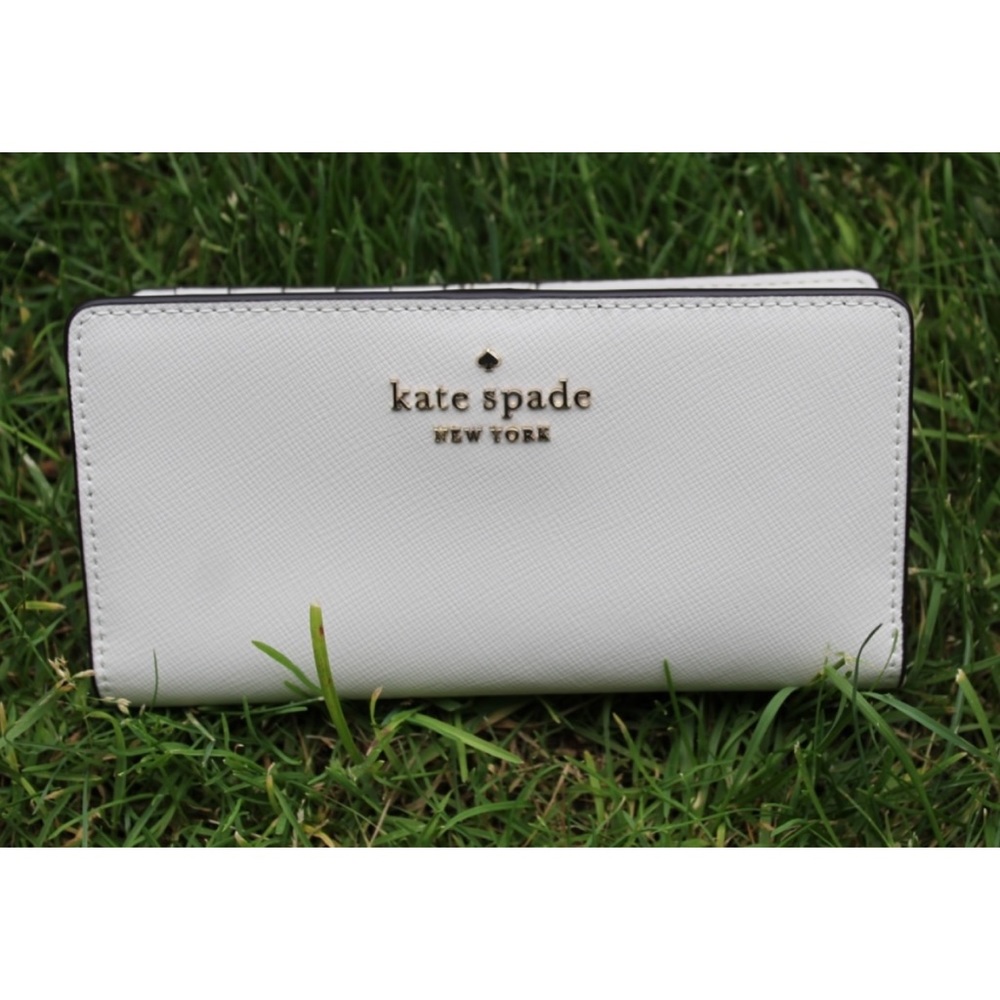 staci large slim bifold wallet COLOR  PARCHMENT